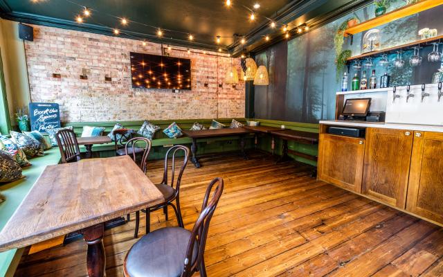 Top 10 Pubs with Function Rooms in East London - Tagvenue.com