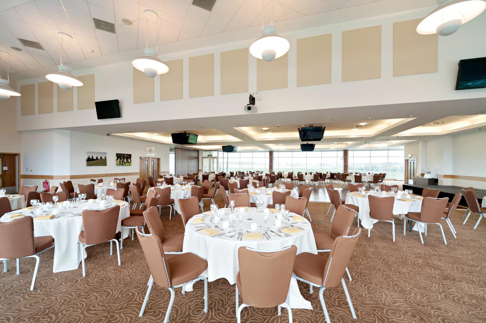 Epsom Downs Racecourse Event Wedding Venue Hire Epsom Tagvenue com Epsom Downs Racecourse Event Wedding Venue Hire Epsom Tagvenue com