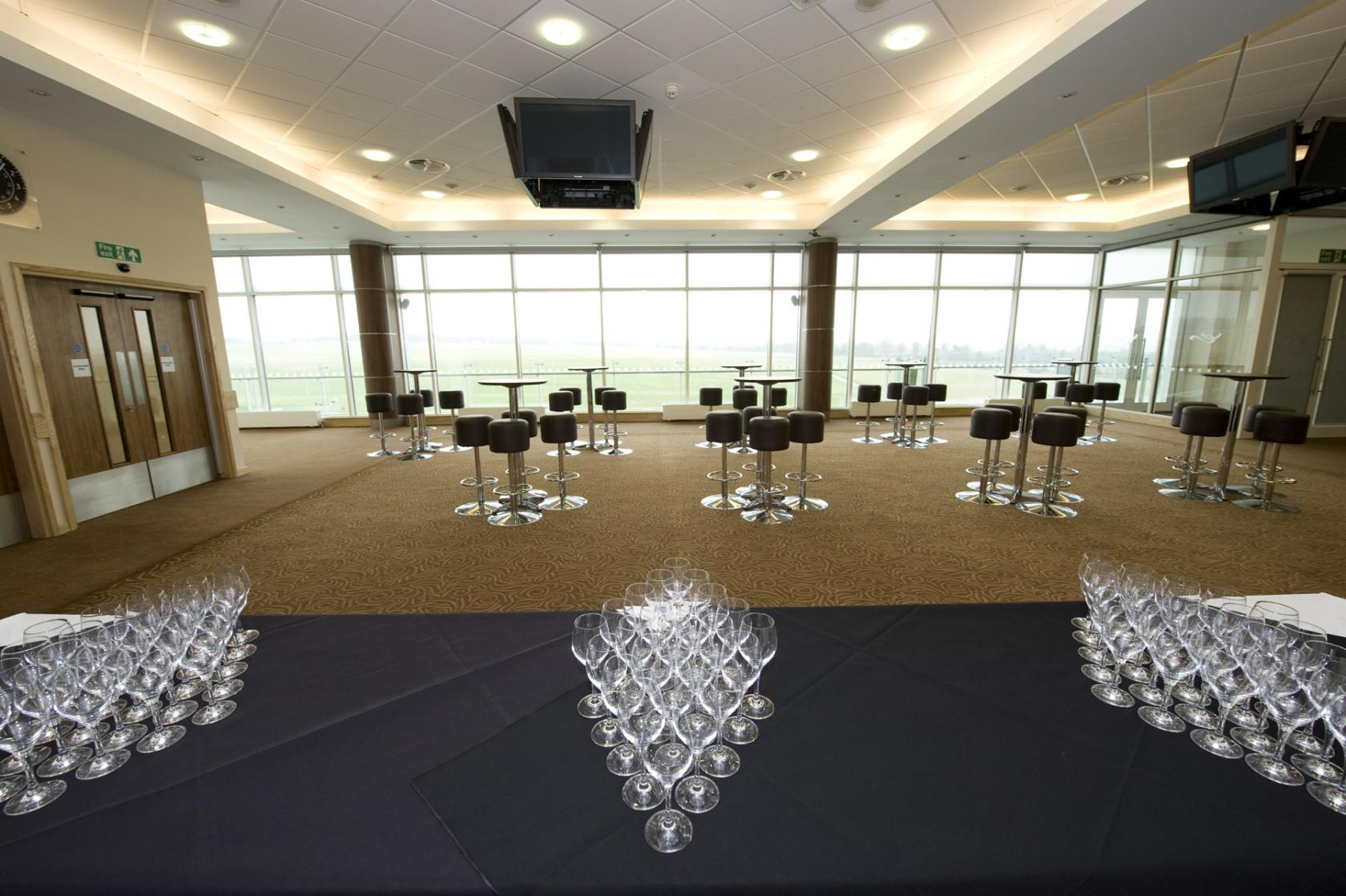 Epsom Downs Racecourse Event Wedding Venue Hire Epsom Tagvenue com Epsom Downs Racecourse Event Wedding Venue Hire Epsom Tagvenue com