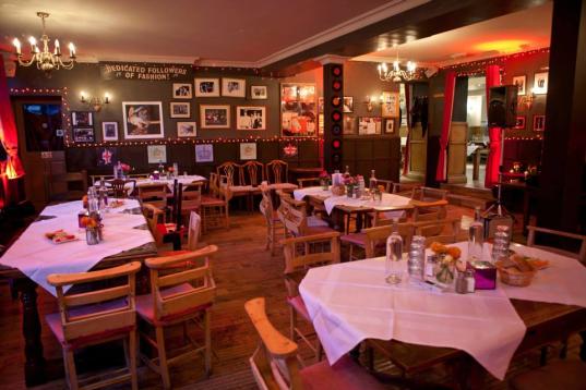 Kinks Room at Clissold Arms #1