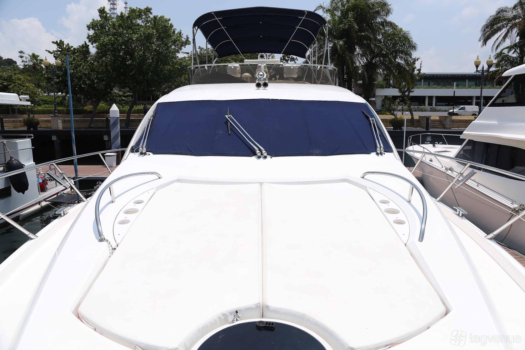 ✔ Binary options millionaire takes over 30m yacht sentosa cove binary options 30m yacht sentosa