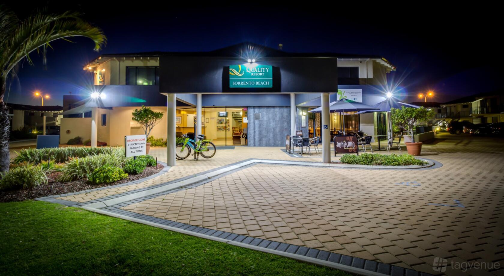 76 Steps Restaurant/Cafe Quality Resort Sorrento Beach