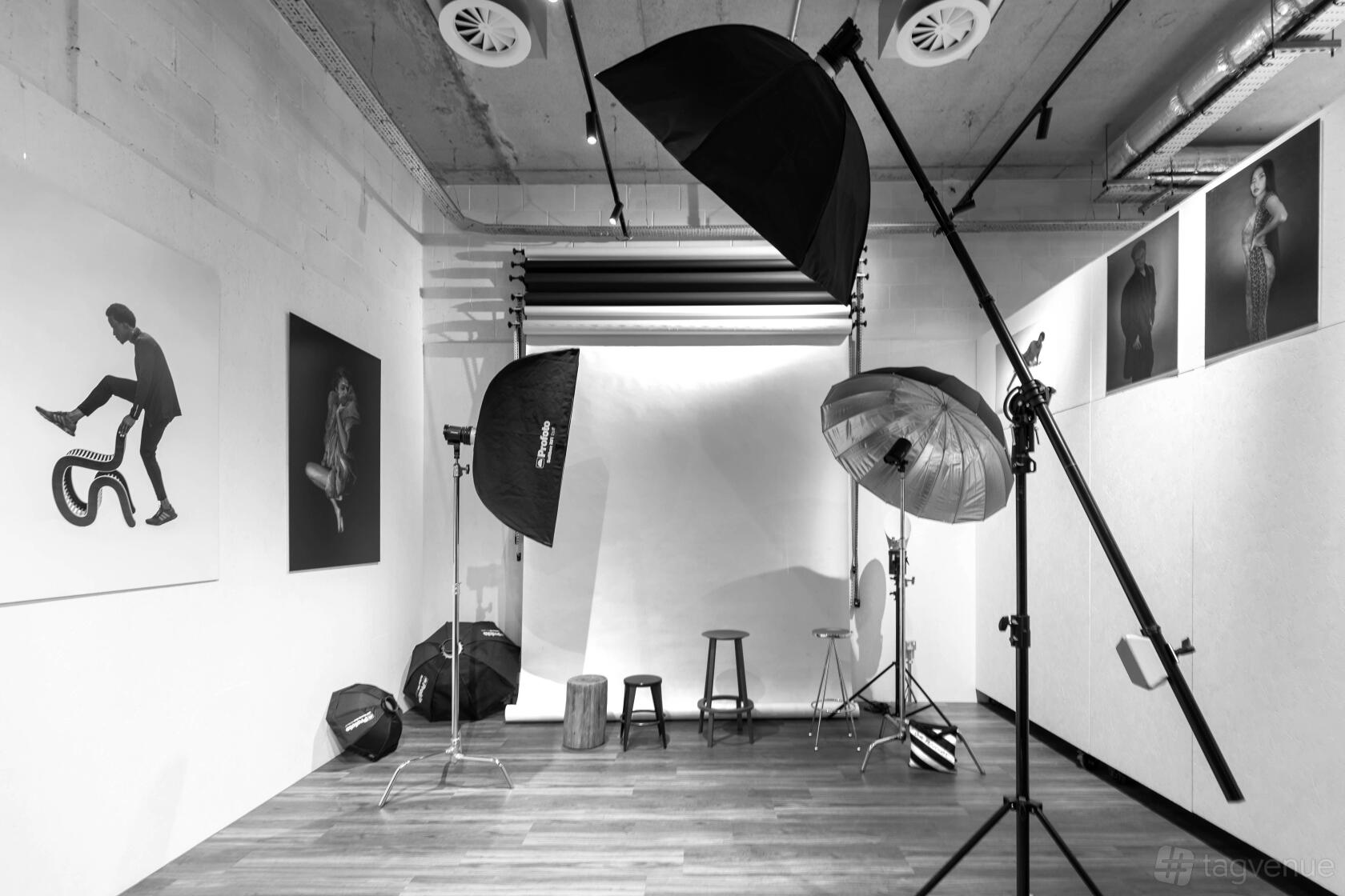 Photography Studio - London Lighthouse Gallery & Studio - Event Venue