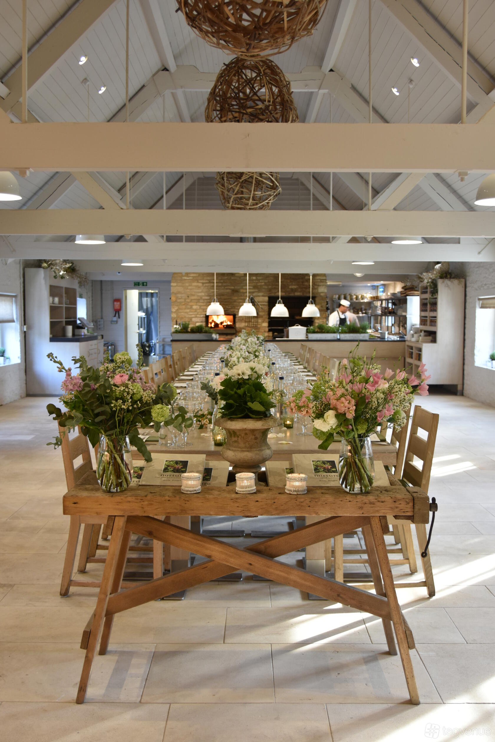 Eve Jobs' Wedding: Prepare For A Cotswolds Spectacle! - d58n0ng