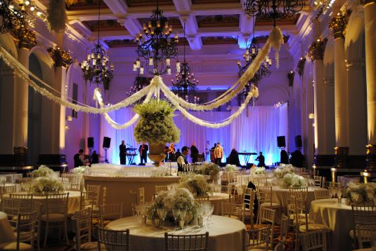 Top 10 Luxury Wedding Venues For Hire In London Tagvenue The Ballroom At 8 Northumberland Avenue 1