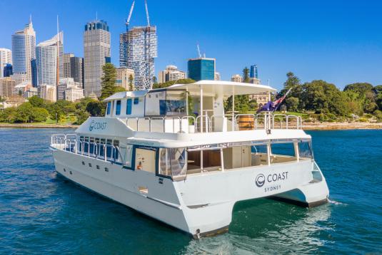 yacht party hire sydney